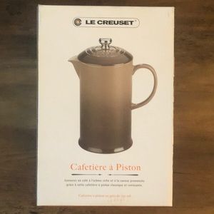 BRAND NEW LE CREUSET FRENCH PRESS